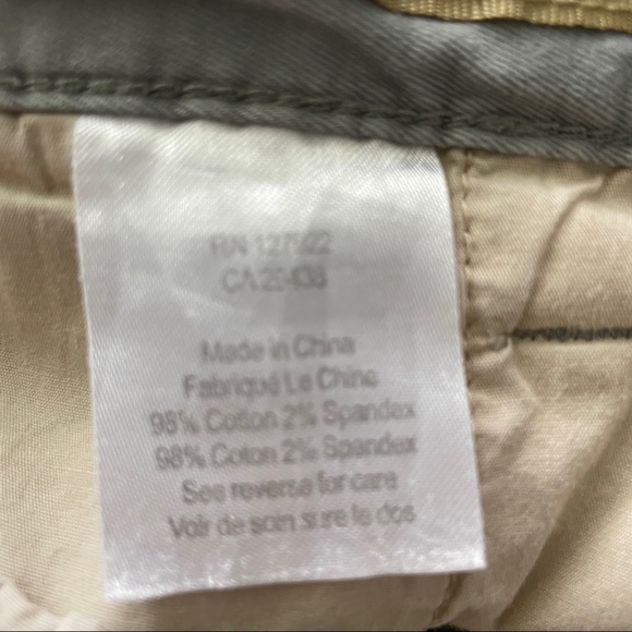 Mountain Khakis Men’s Relaxed Fit Shorts Grey - Picture 7 of 9